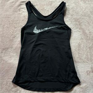 Nike pro‎ women’s black tank top pull over light weight size  small